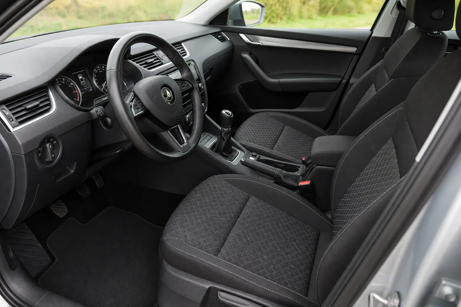 Profesionalno pranje enterijera automobila u Sarajevu ESO Cleaning